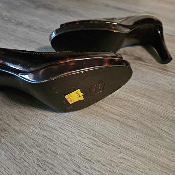 Stuart Weitzman Patent Leather Tortoise Shell Heels Peep Toe Women's Size 7.5.M - Picture 8 of 8